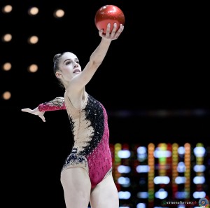 sr q sambol lana cro ph simone ferraro sfa07454 copia